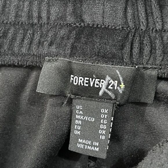 Forever 21 Wide Leg Velvet Pants 0X Plus High Rise Baggy NWT Black WOmens - Picture 6 of 12